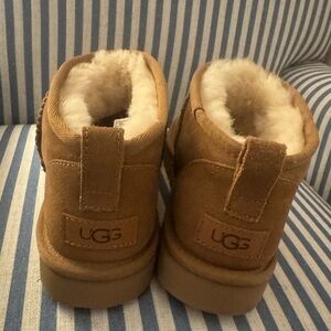 UGG Classic Ultra Mini